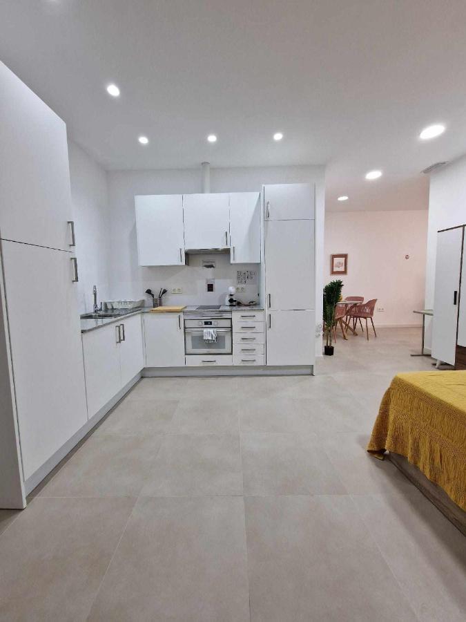 Apartment Moderno 3 En Calle Marmoles