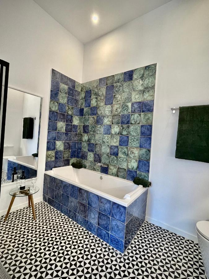 Picasso's Deluxe Puerta Malaga