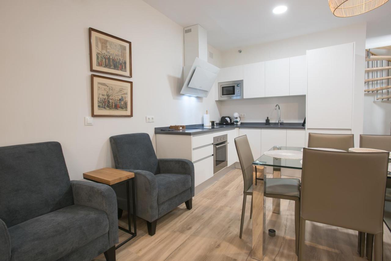 Duplex Picasso Cervantes 8 Apartment *