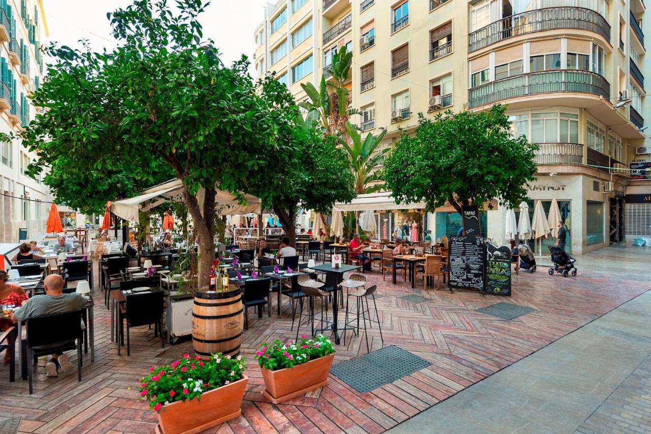 Genteel Plaza De Flores Apartment *