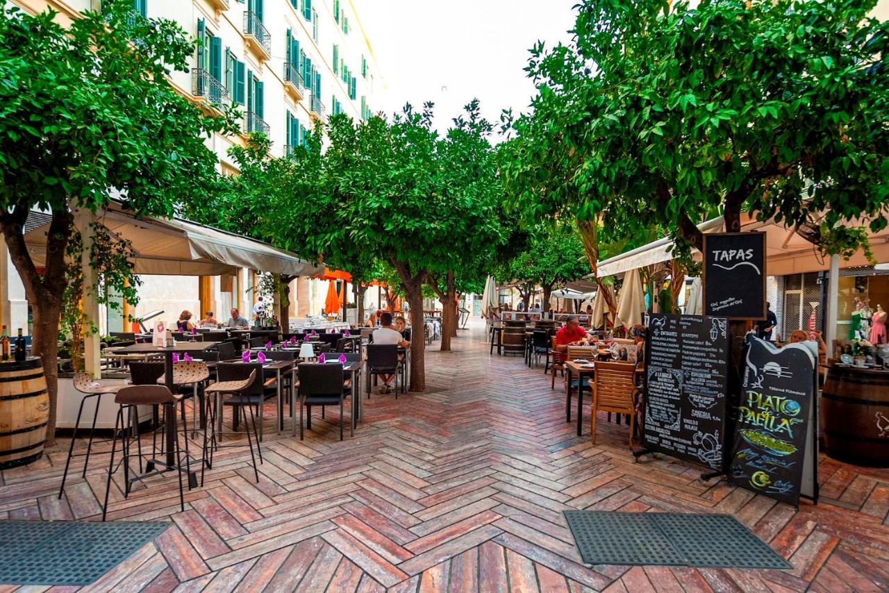 Genteel Plaza De Flores Apartment *
