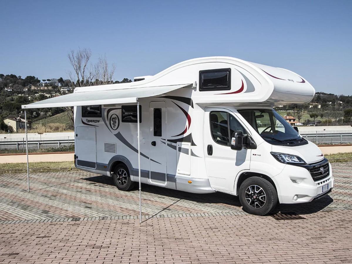 Campiri Base - Motorhome & Rvs Company Botel Malaga