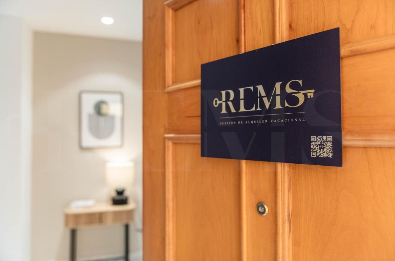Elegant In The Heart Of By Rems Malaga