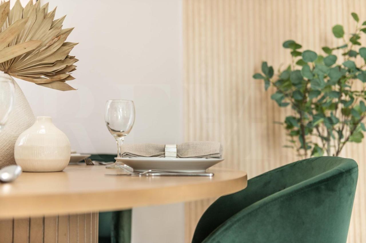 Elegant In The Heart Of By Rems * Malaga