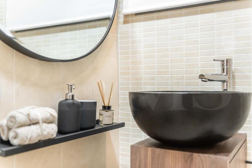 Apartment Chic Intimate In The Heart Of By Rems *