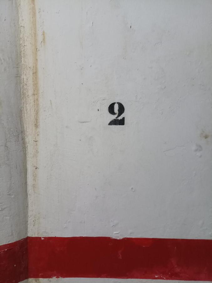 Center *