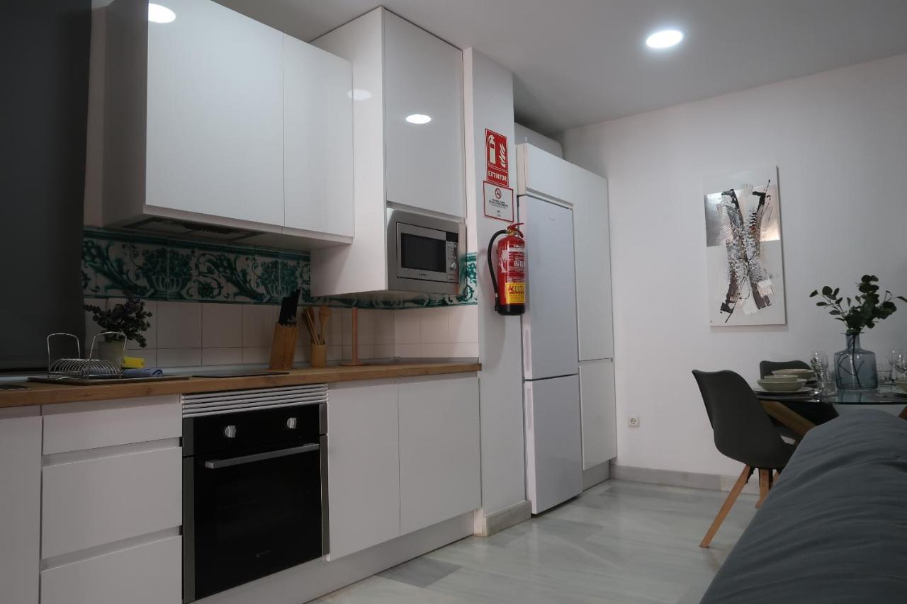 Apartment J & E Center