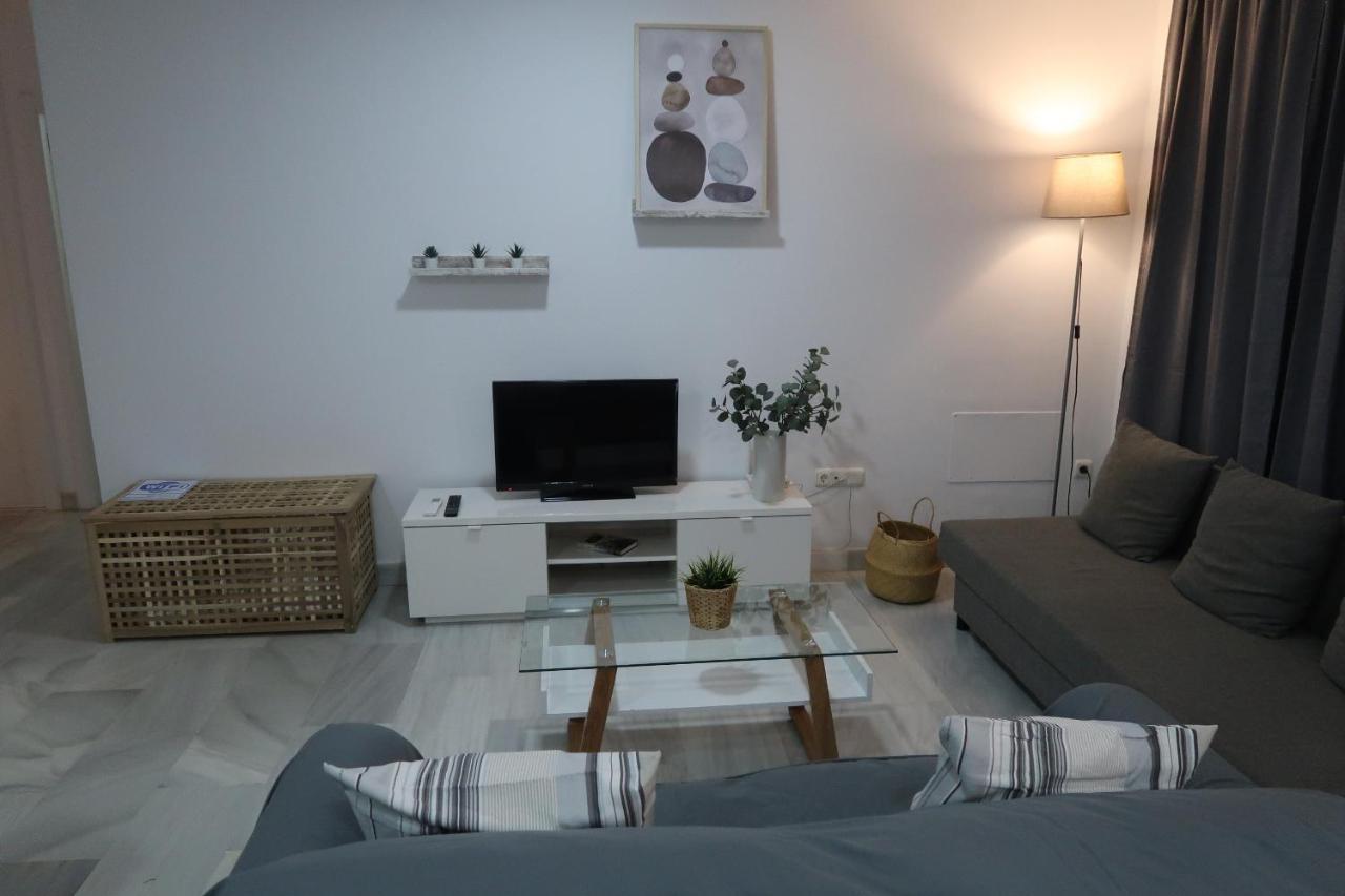 Apartment J & E Center