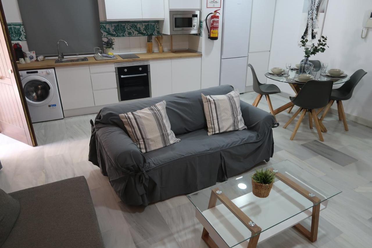 Apartment J & E Center