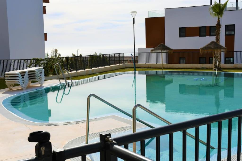 Casa Kerr - Luxury Apt - Sleeps 9 - Los Boliches *
