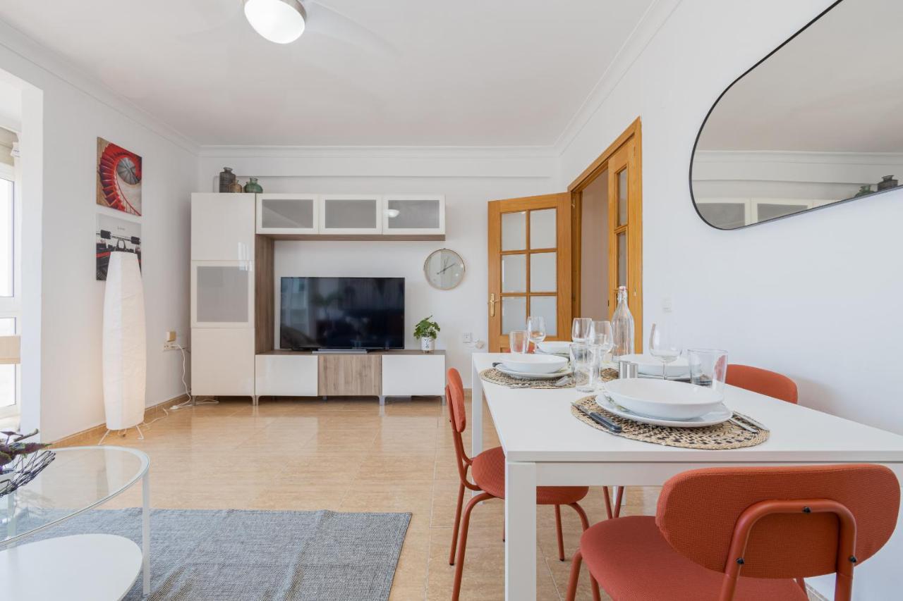 Apartment C27 Great 3 Bedroom Close To Center