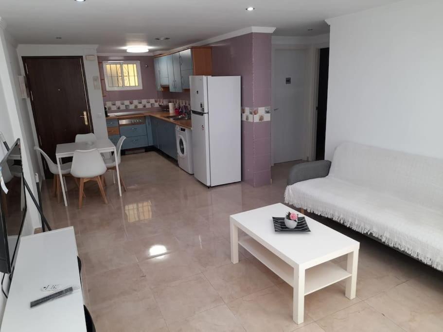Garcia Noblejas - Apartamento En Malaga