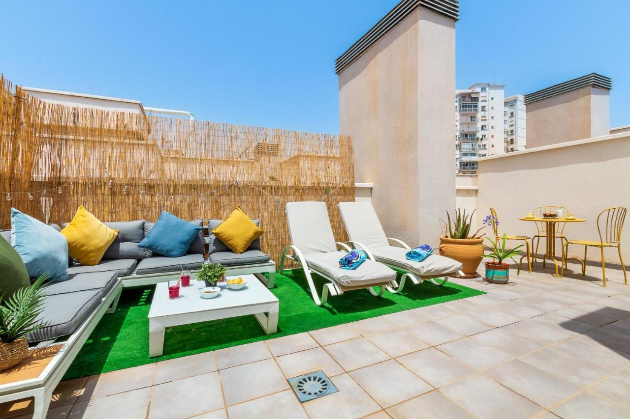 -malagasunapts-city Centre Terrace Pool Parking Apartment
