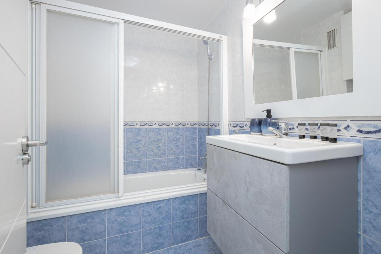 C17 Lovely 2 Bdr Apartment *