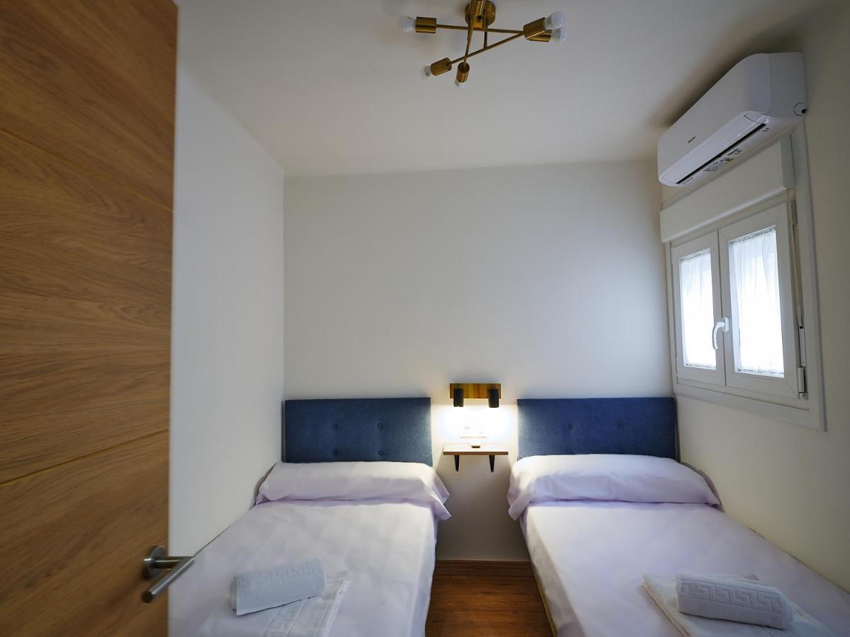 Leo Home- Bright & Centric 3 Bedrooms With Private Parking Inside Apartment *
