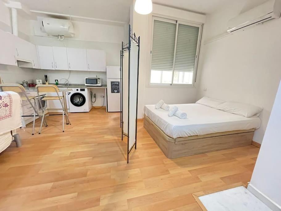 Apartment Flat In Atarazanas - Souv Malaga