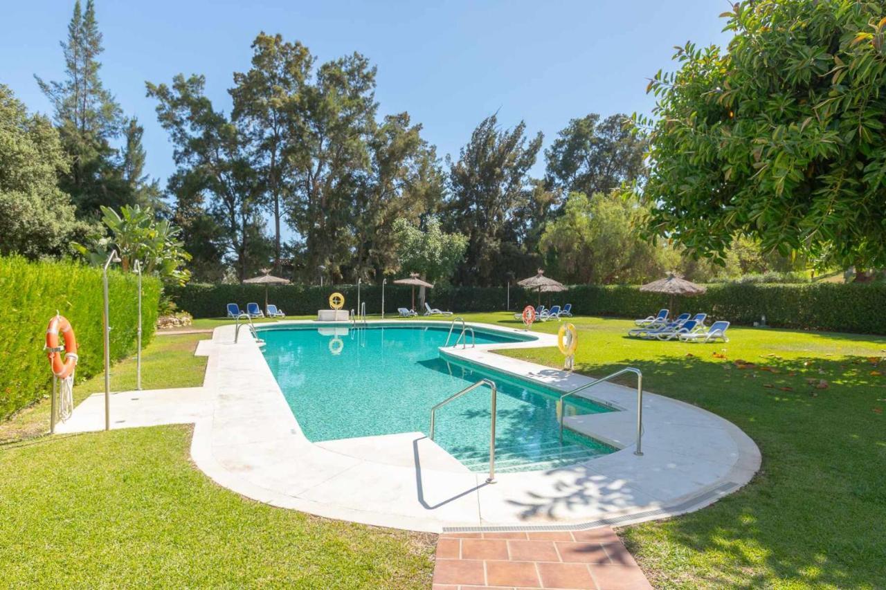 Apartment Elegante En La Quinta Golf Marbella