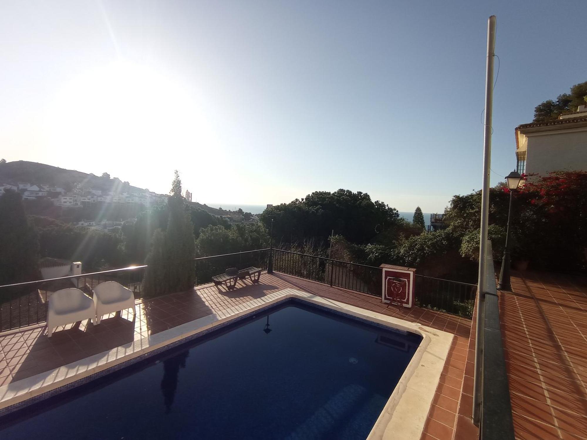 En Con Piscina Apartment Malaga
