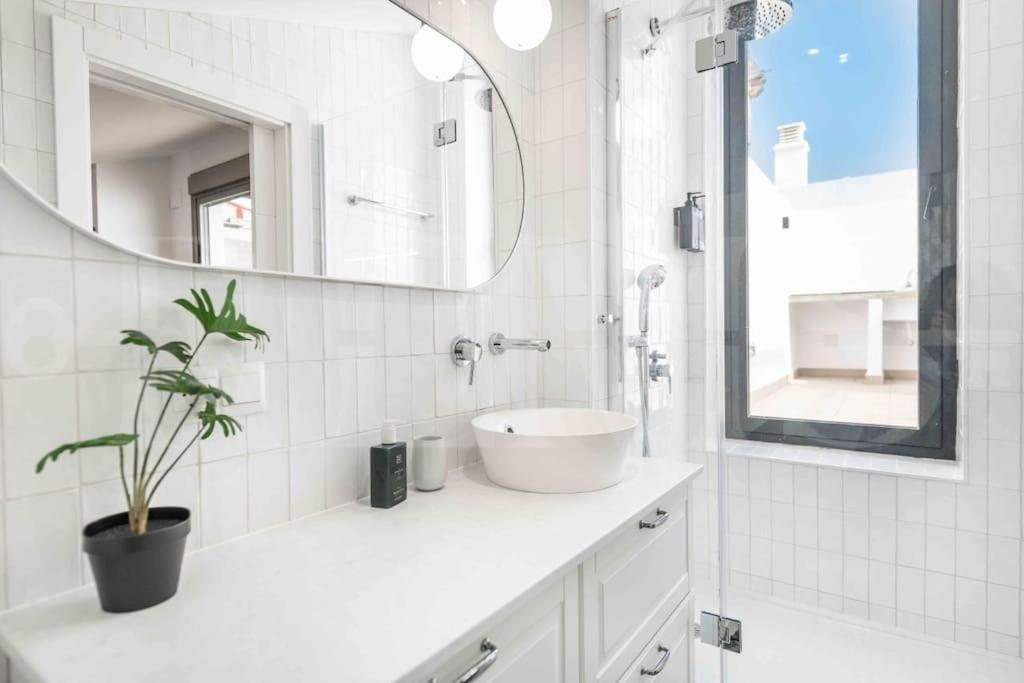 Bright Spacious Duplex With Terrace By Rems Apartment Malaga
