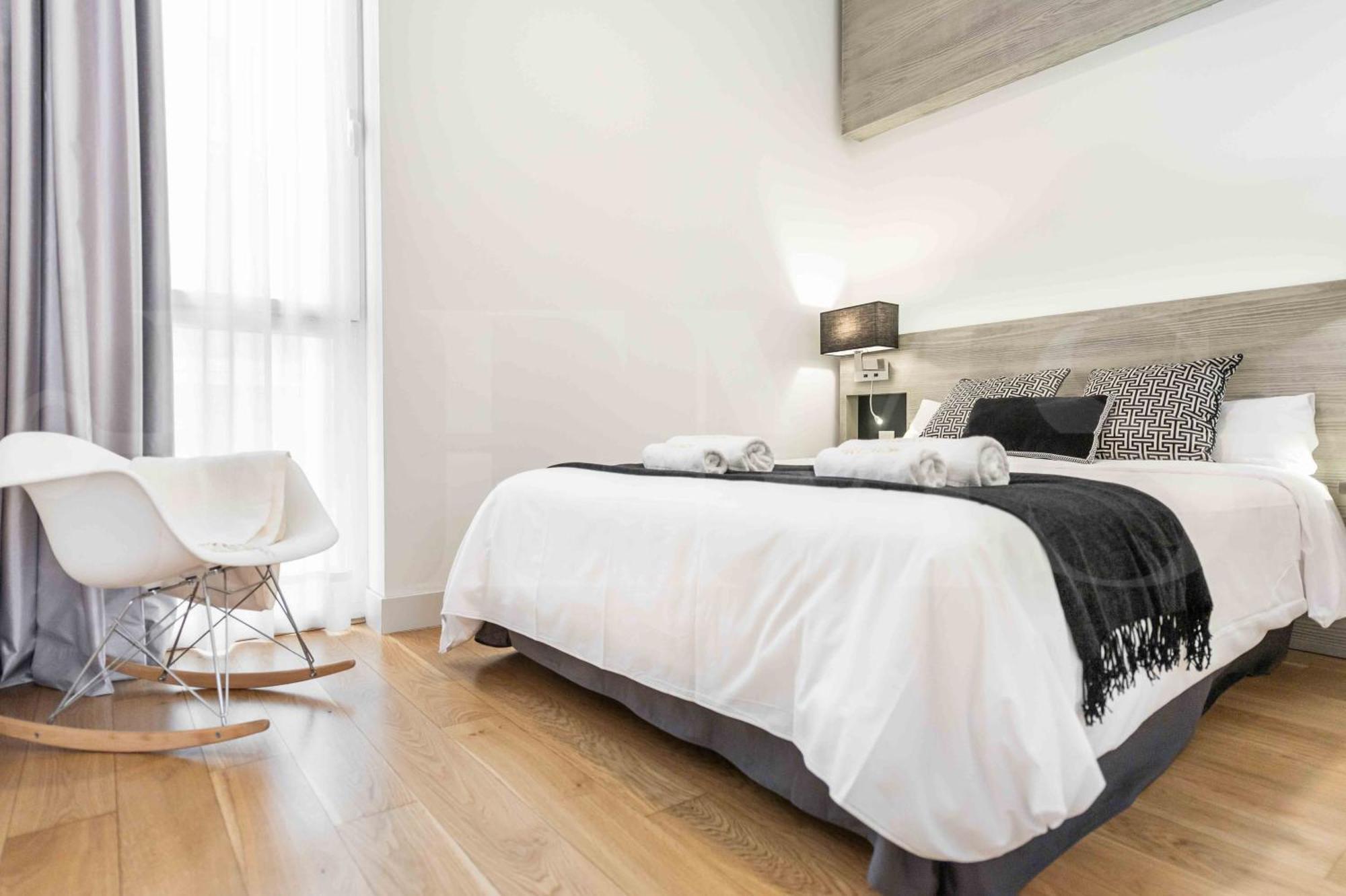 Inviting In Historic Center By Rems *