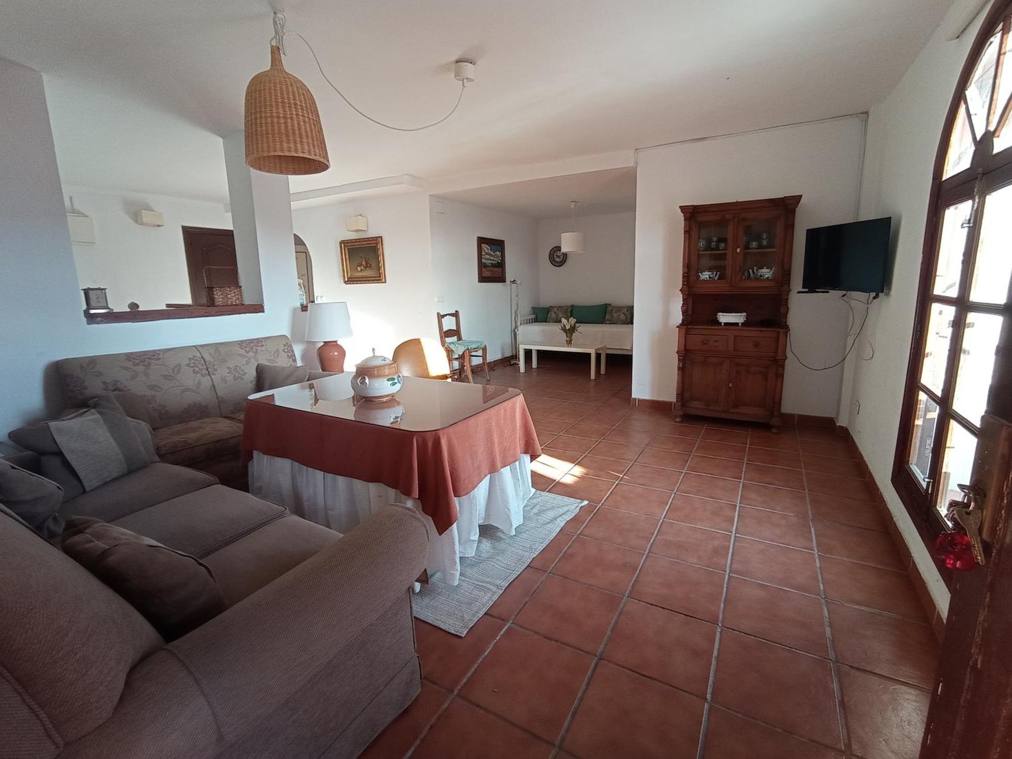 En Con Piscina Apartment