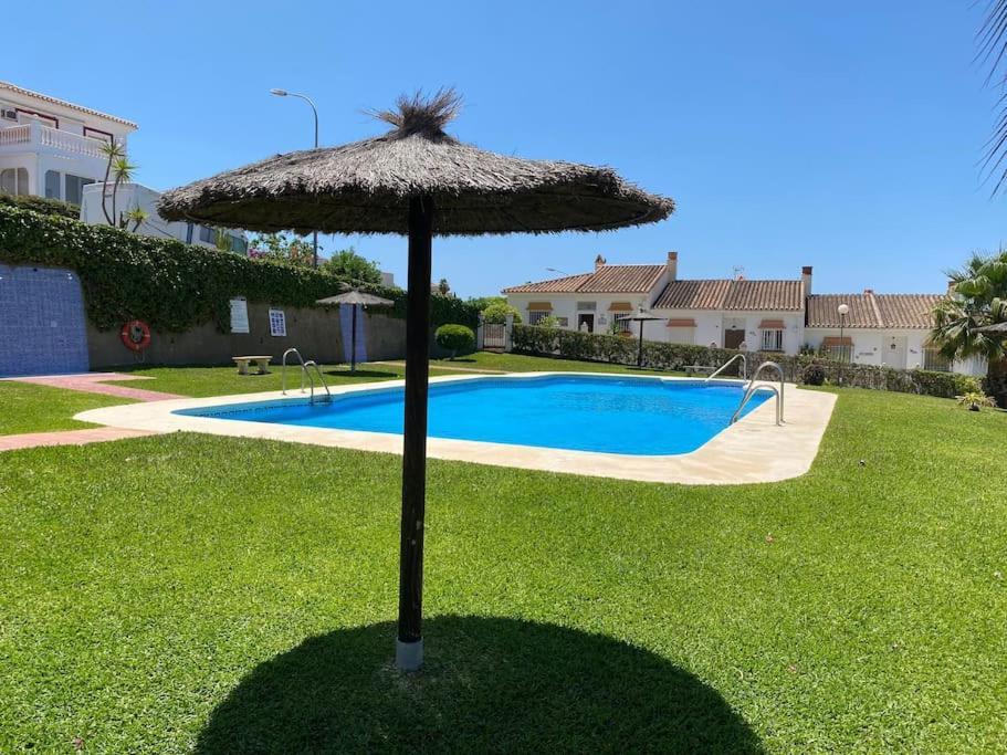 Paraiso En La Costa Andaluza. Malaga