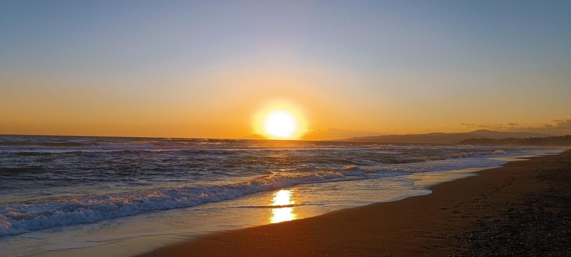 Amanecer Laguna Torrox Costa *