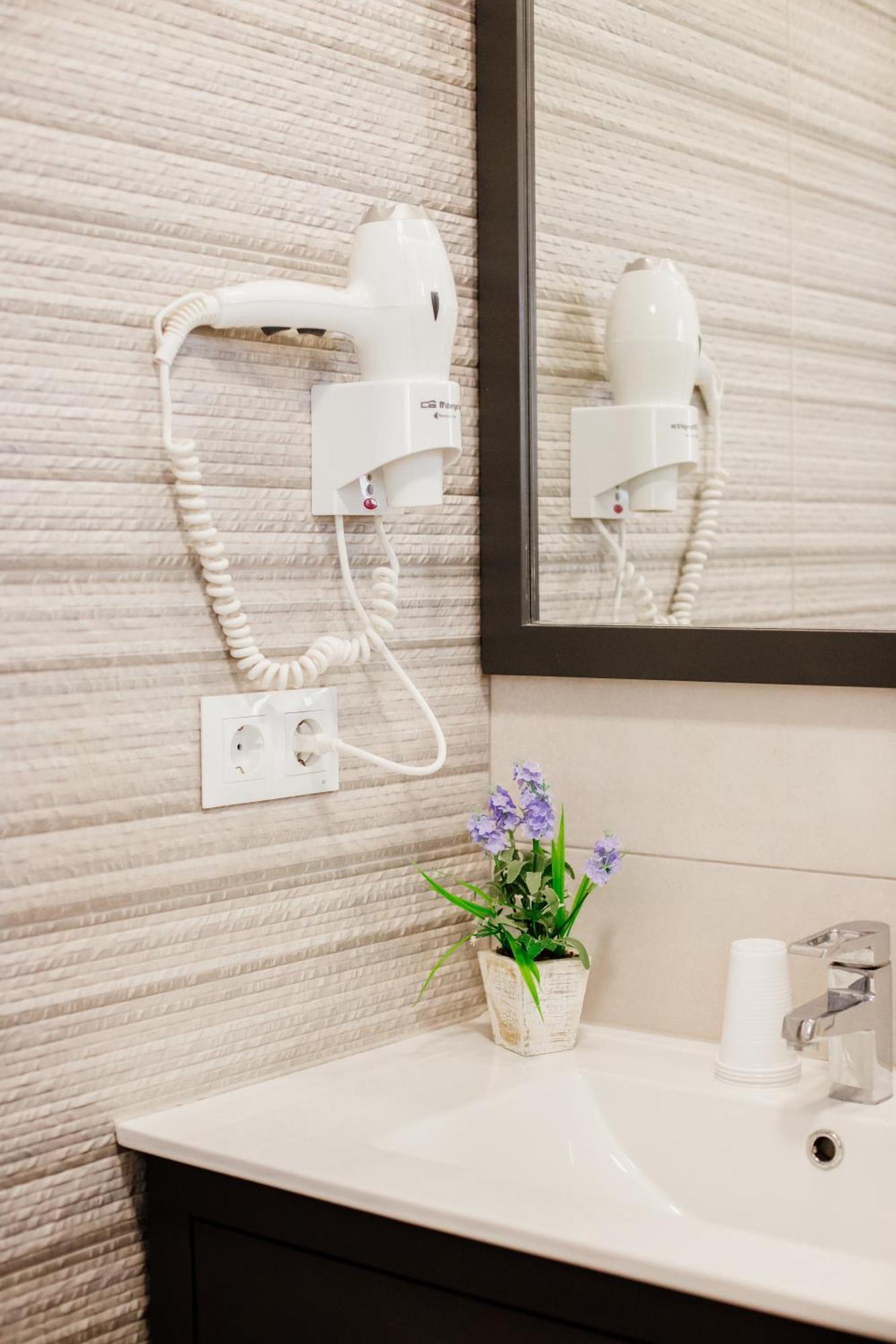 Apartamentos Turisticos Mastil 16 P2 Guest house