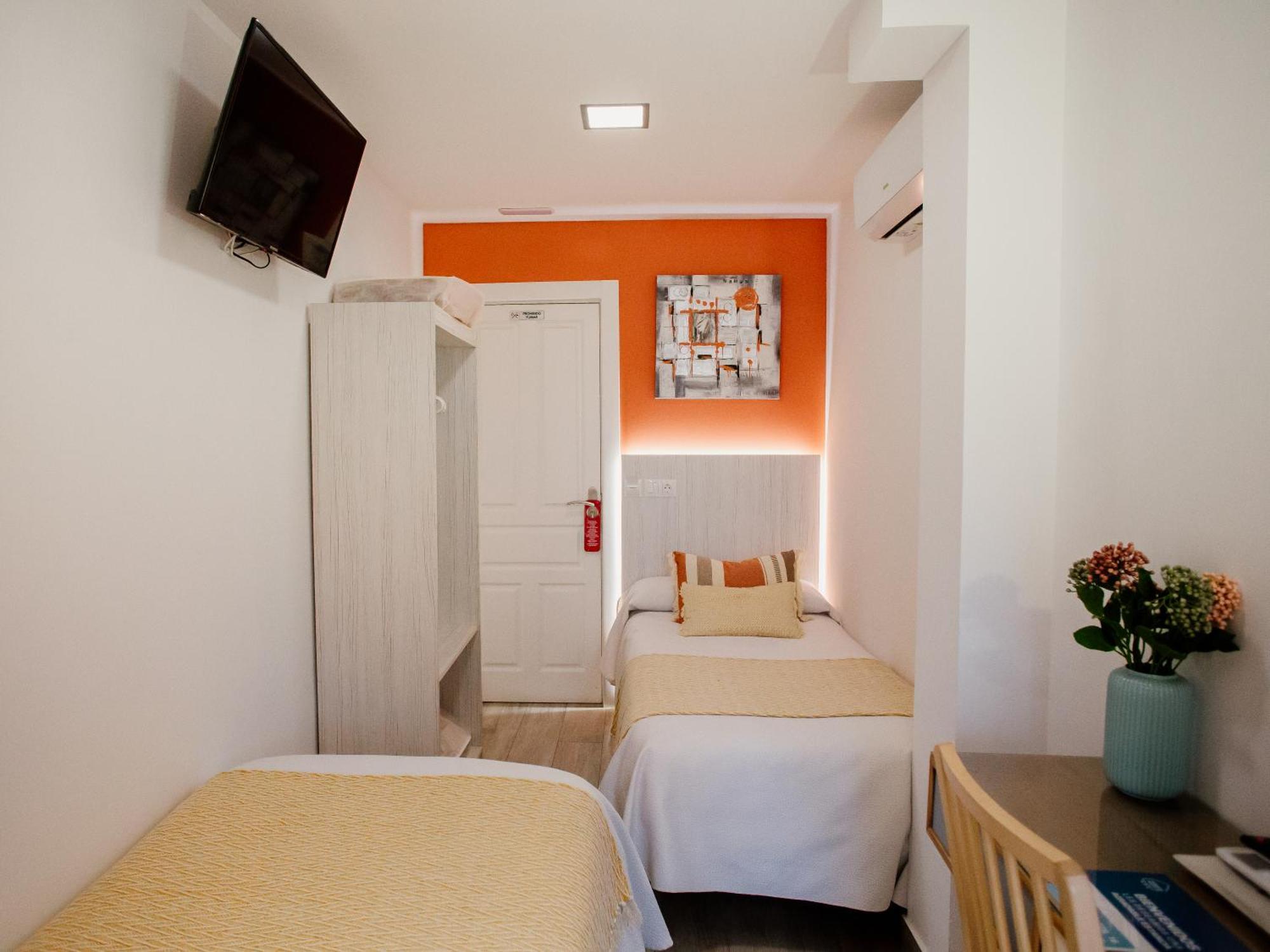Guest house Apartamentos Turisticos Mastil 16 P2