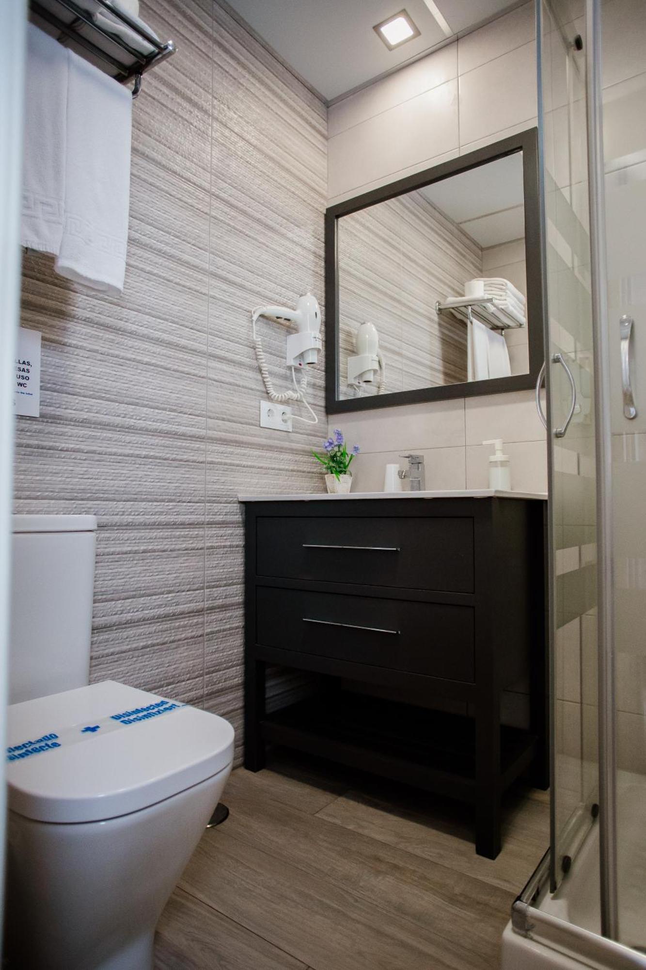 Apartamentos Turisticos Mastil 16 P2 2* Malaga