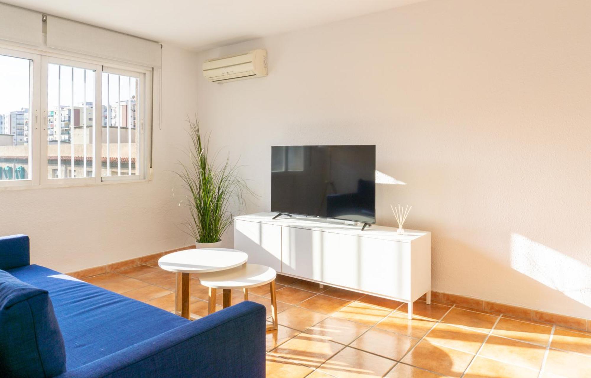 Eugenio Gross Apartment *