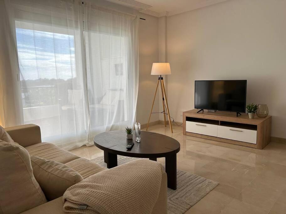 Fantastic Two Bedroom Apartment *