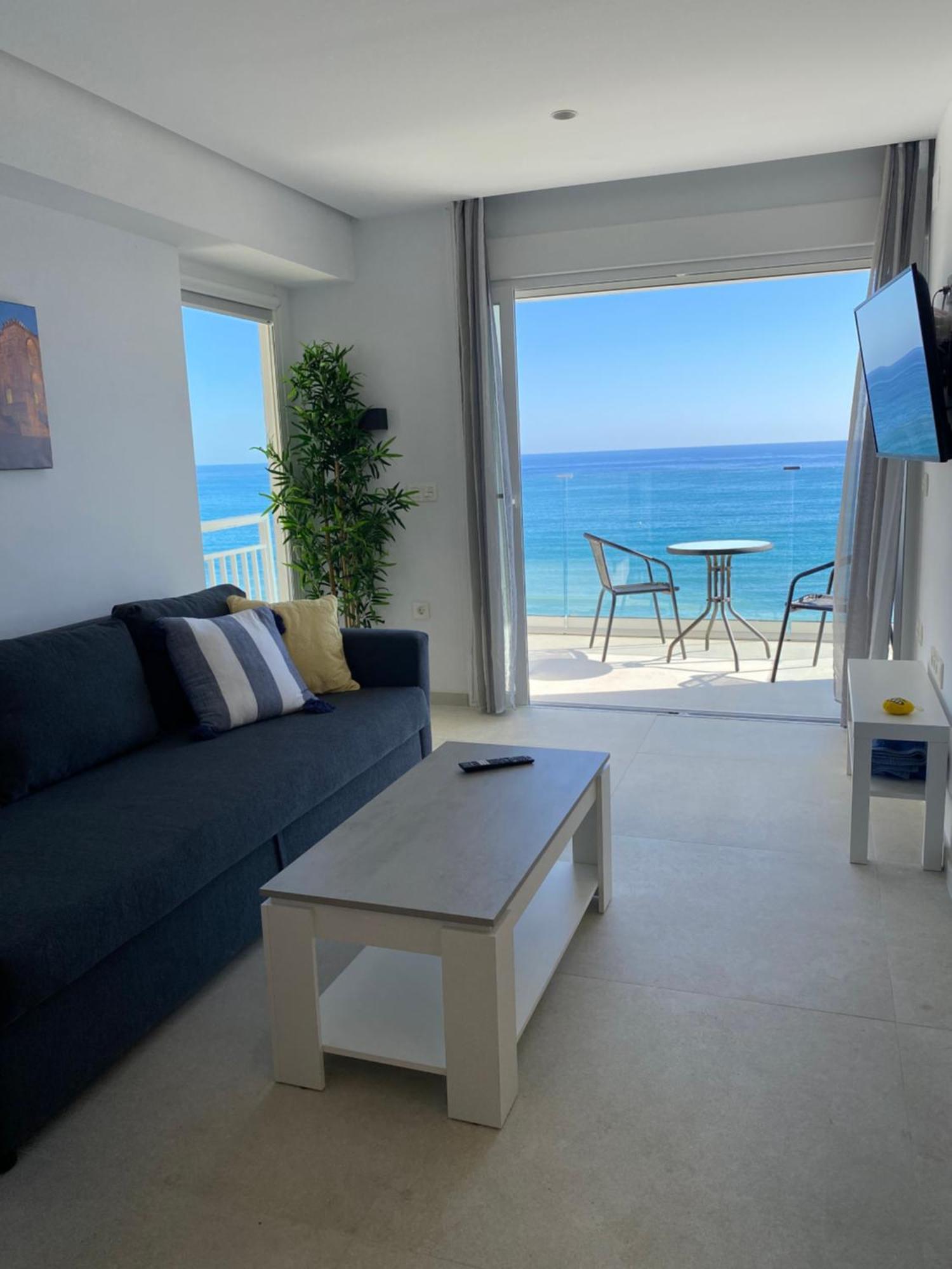 Apartment Playa Malagueta Vistas Frontal Al Mar Con Dos Malaga