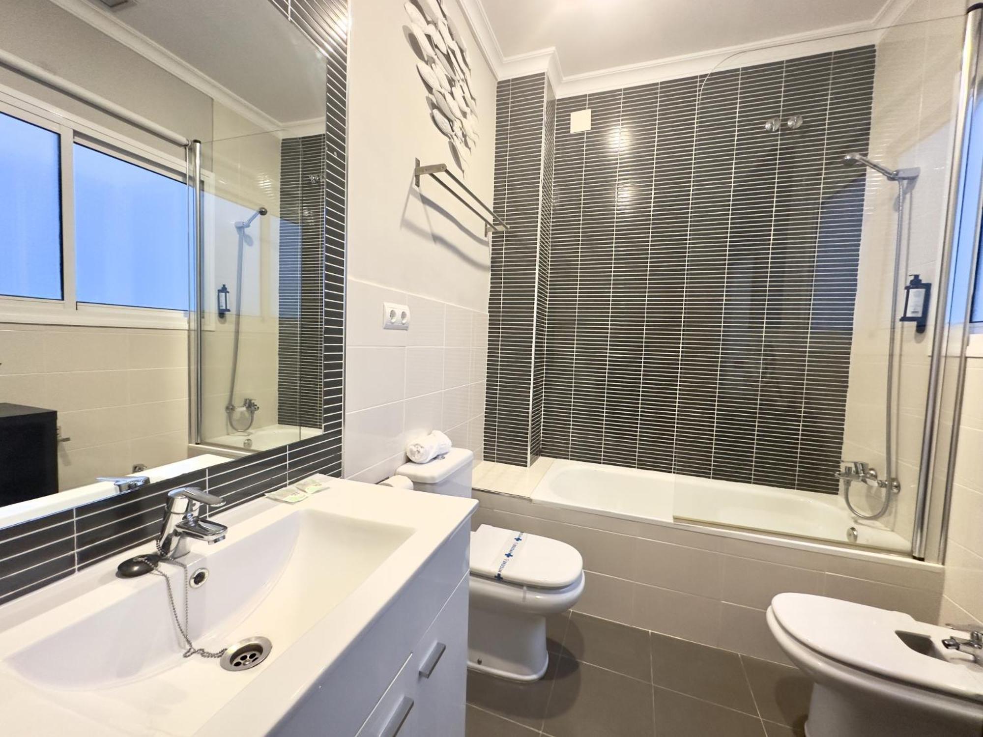 Urbe10 Plaza De Uncibay 3 Bedrooms Apatment Malaga