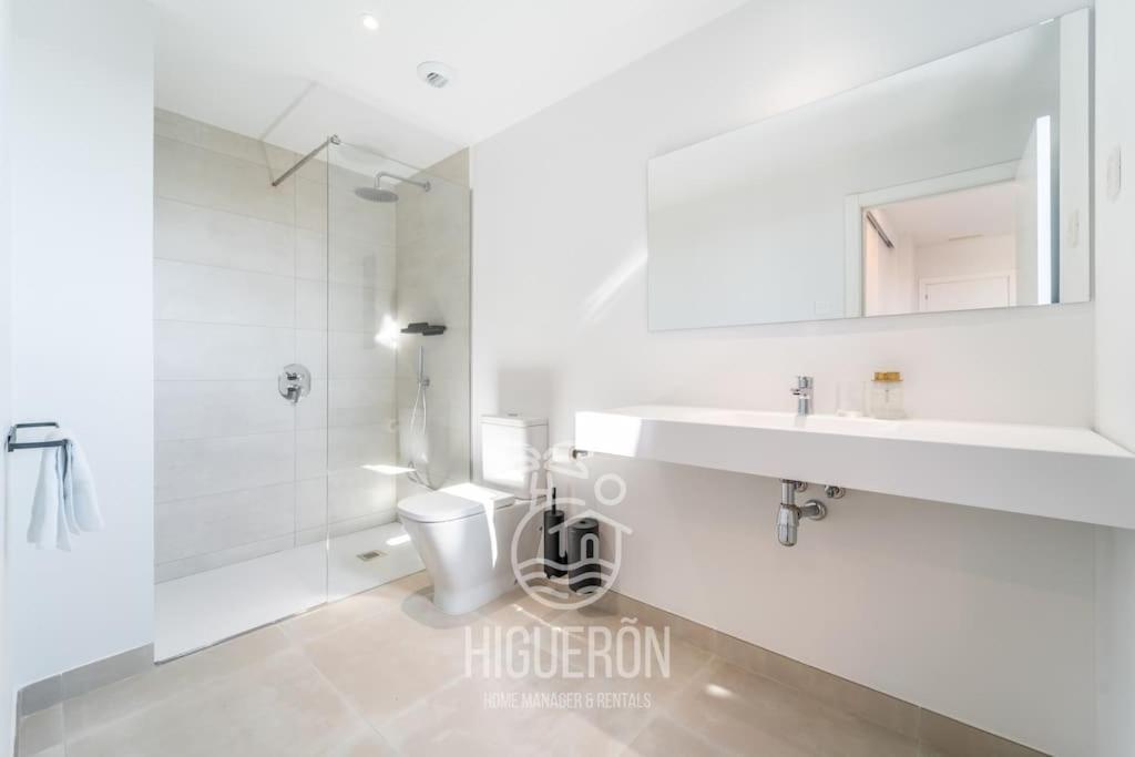 Higueronrentals Twin Apartment