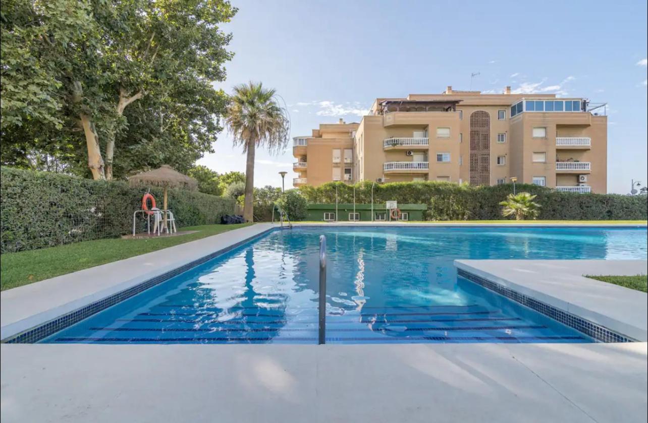 Espectacular Junto Al Mar, Con Piscina En *