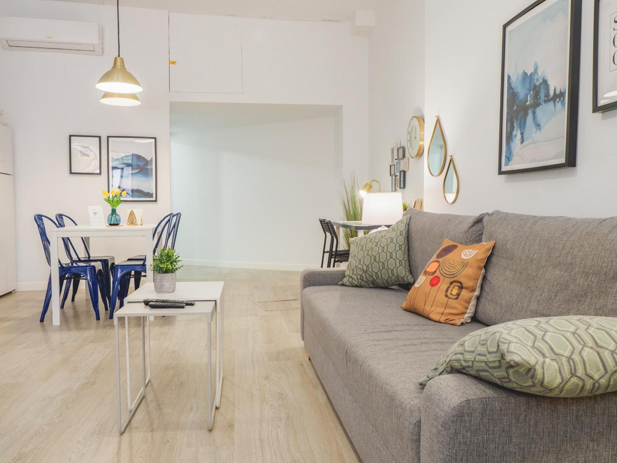 Apartment Cubo's Center El Molinillo Malaga