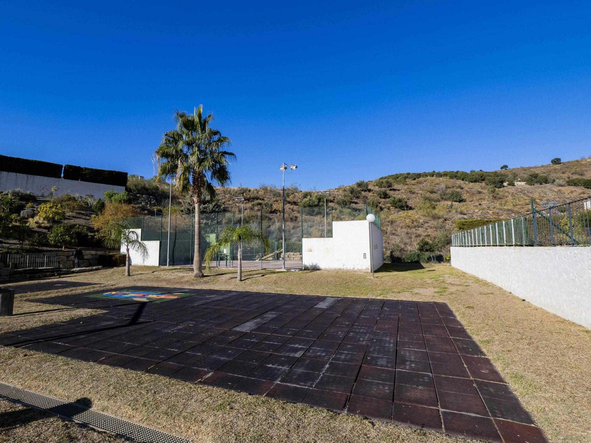 Apartamento Atico Con Vistas Al Mar Piscina Y Parking