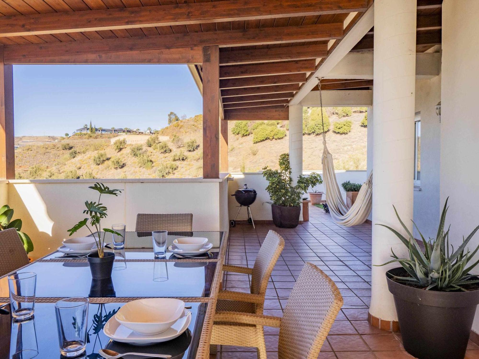 Atico Con Vistas Al Mar Piscina Y Parking Apartamento