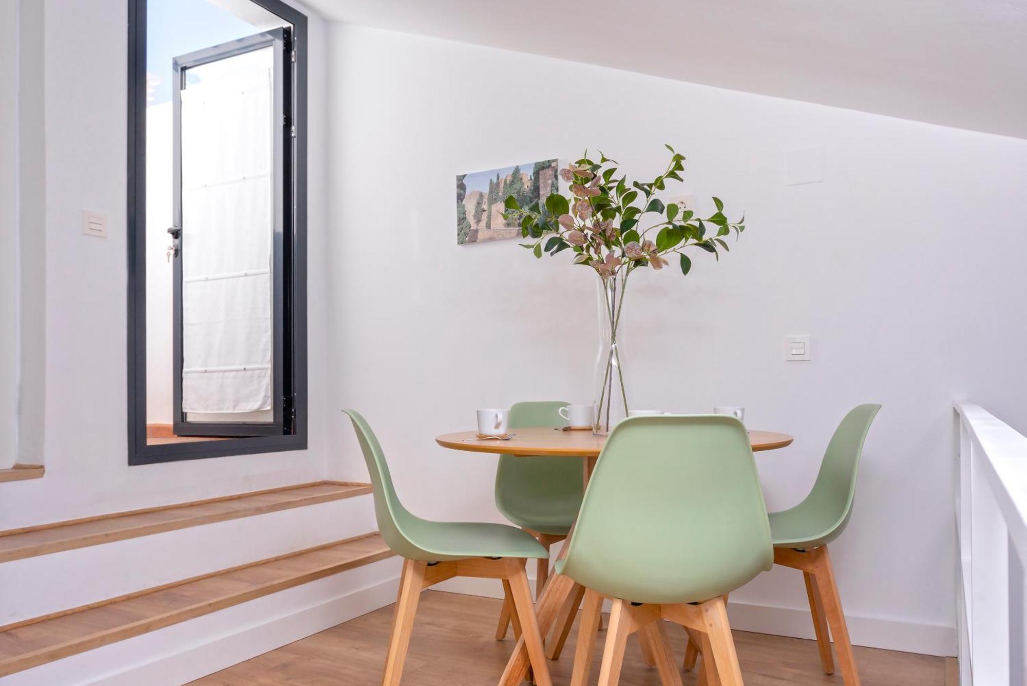 Atico Duplex Teatro Cervantes By Rent Me Apartamento
