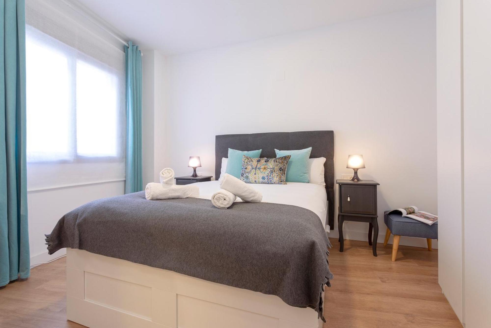 Atico Duplex Teatro Cervantes By Rent Me