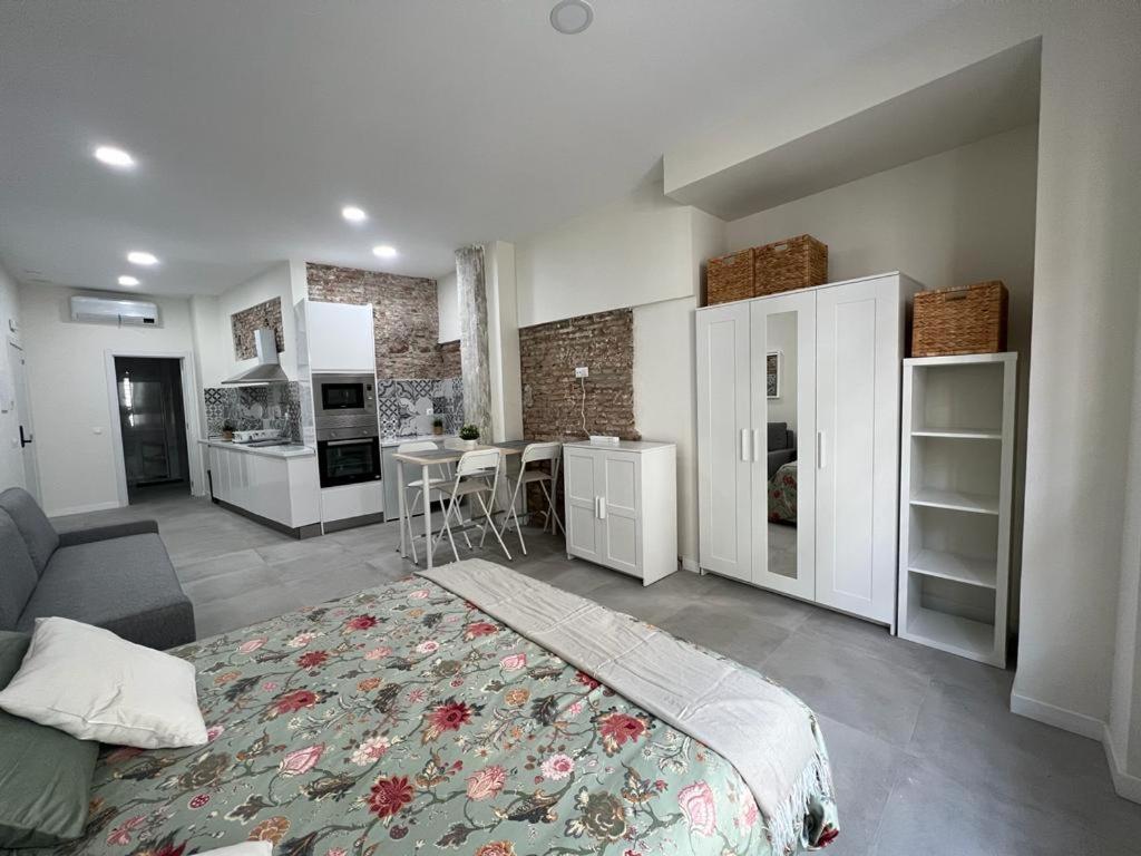 Precioso Estudio En El Centro De 1 Apartment