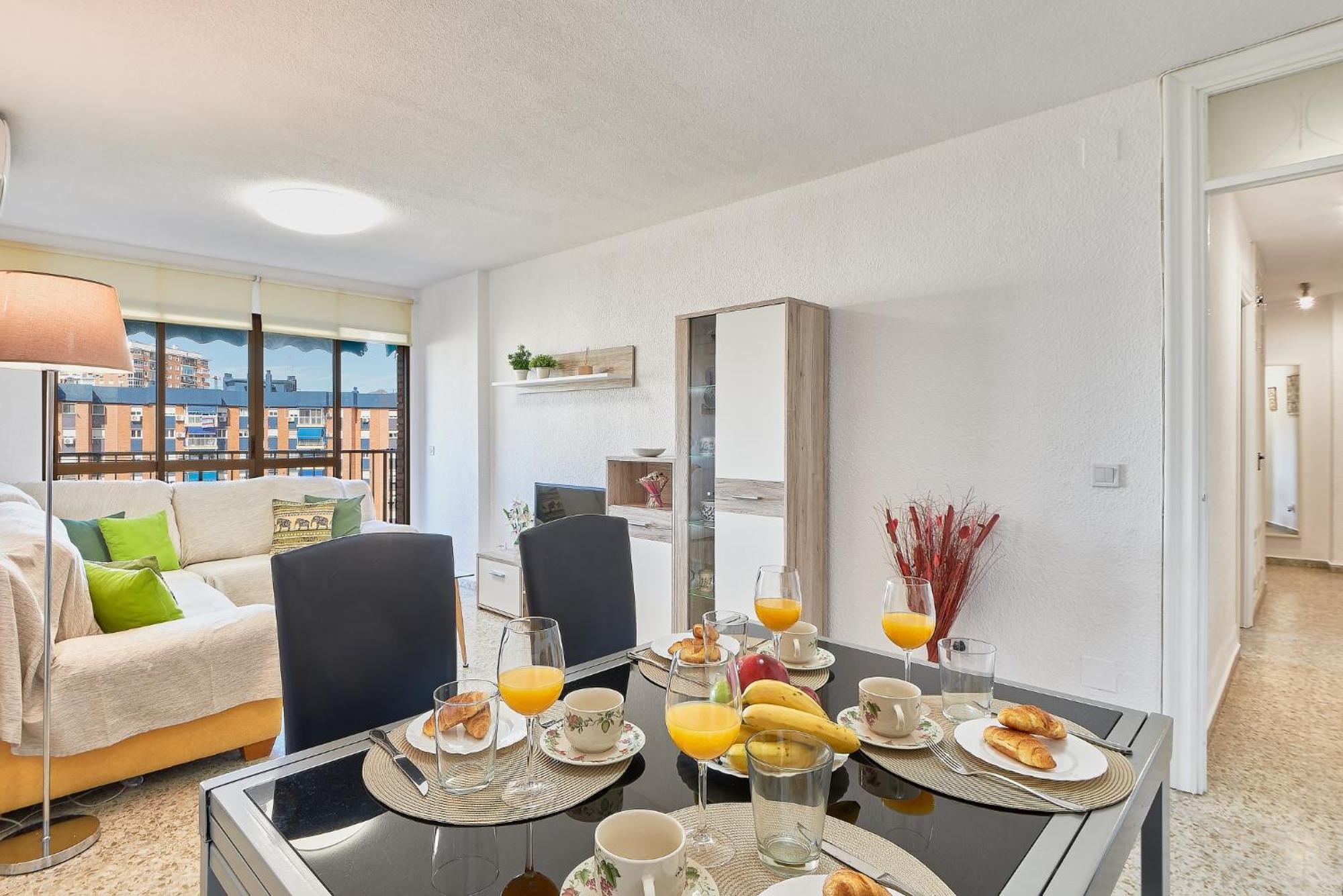 Luminoso Apartamento/ 5 Minutos De La Playa Apartment
