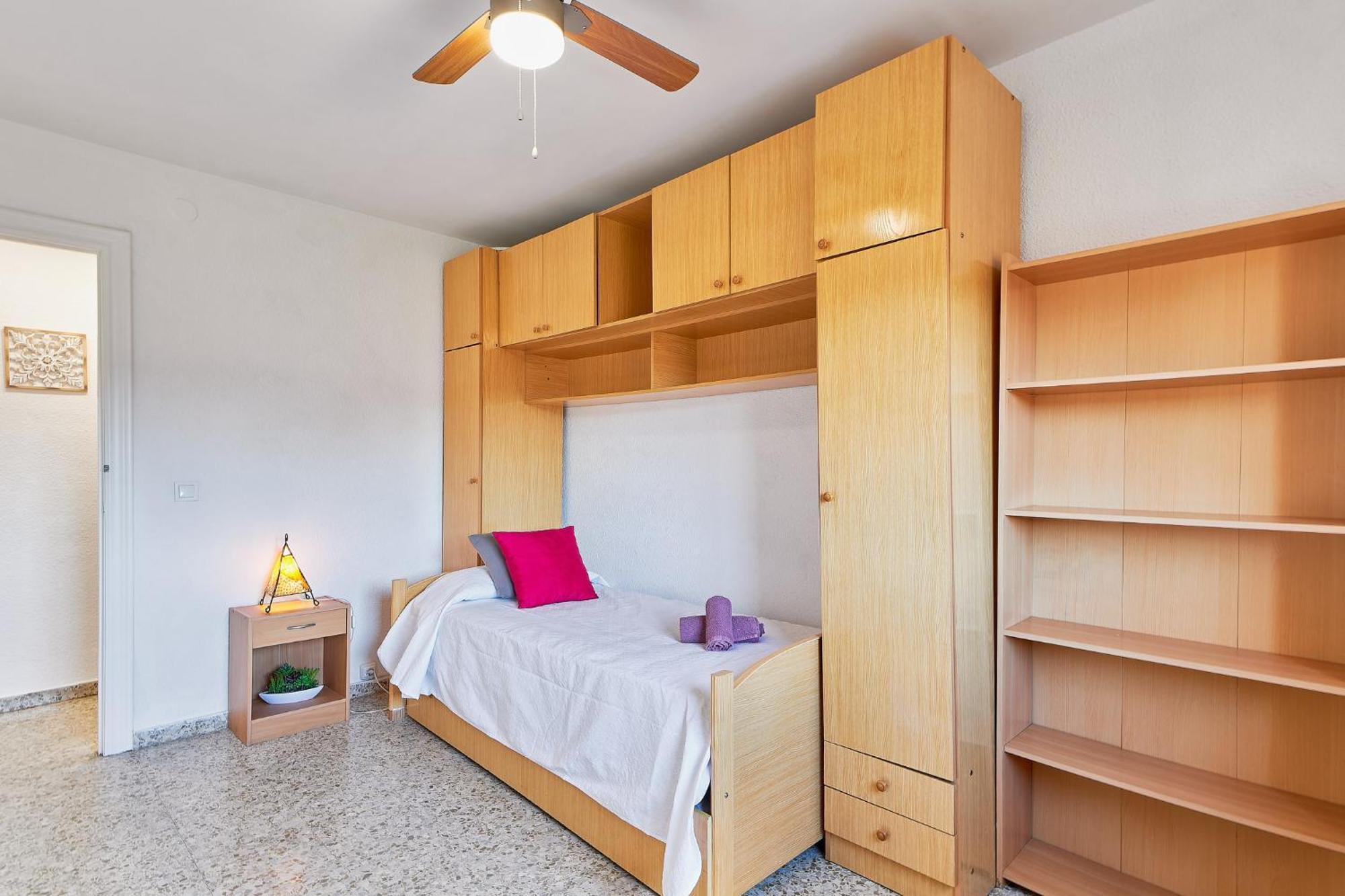 Luminoso Apartamento/ 5 Minutos De La Playa *