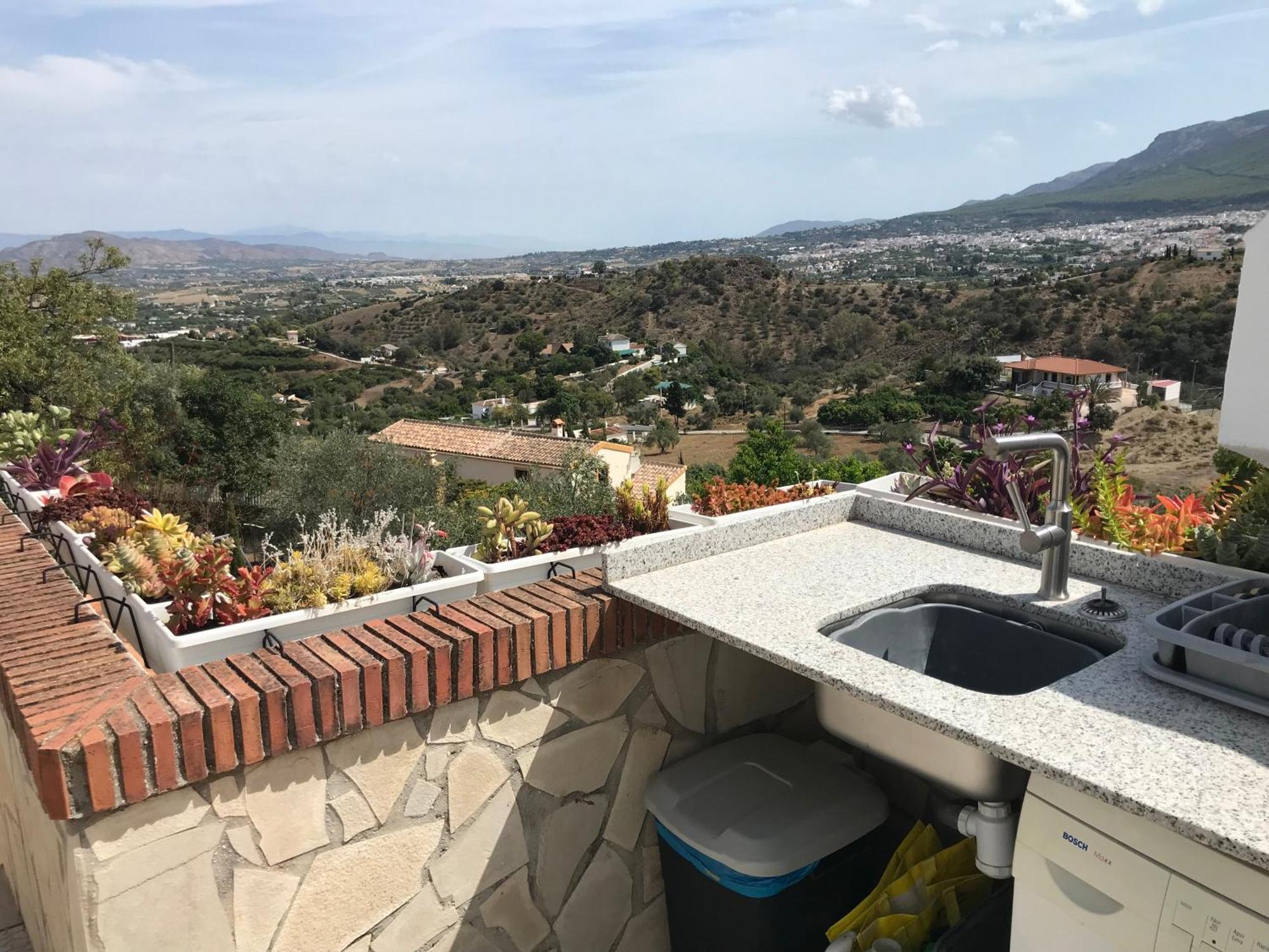 Apartment Views Apartment, Cortijo Fruitful Hills Malaga