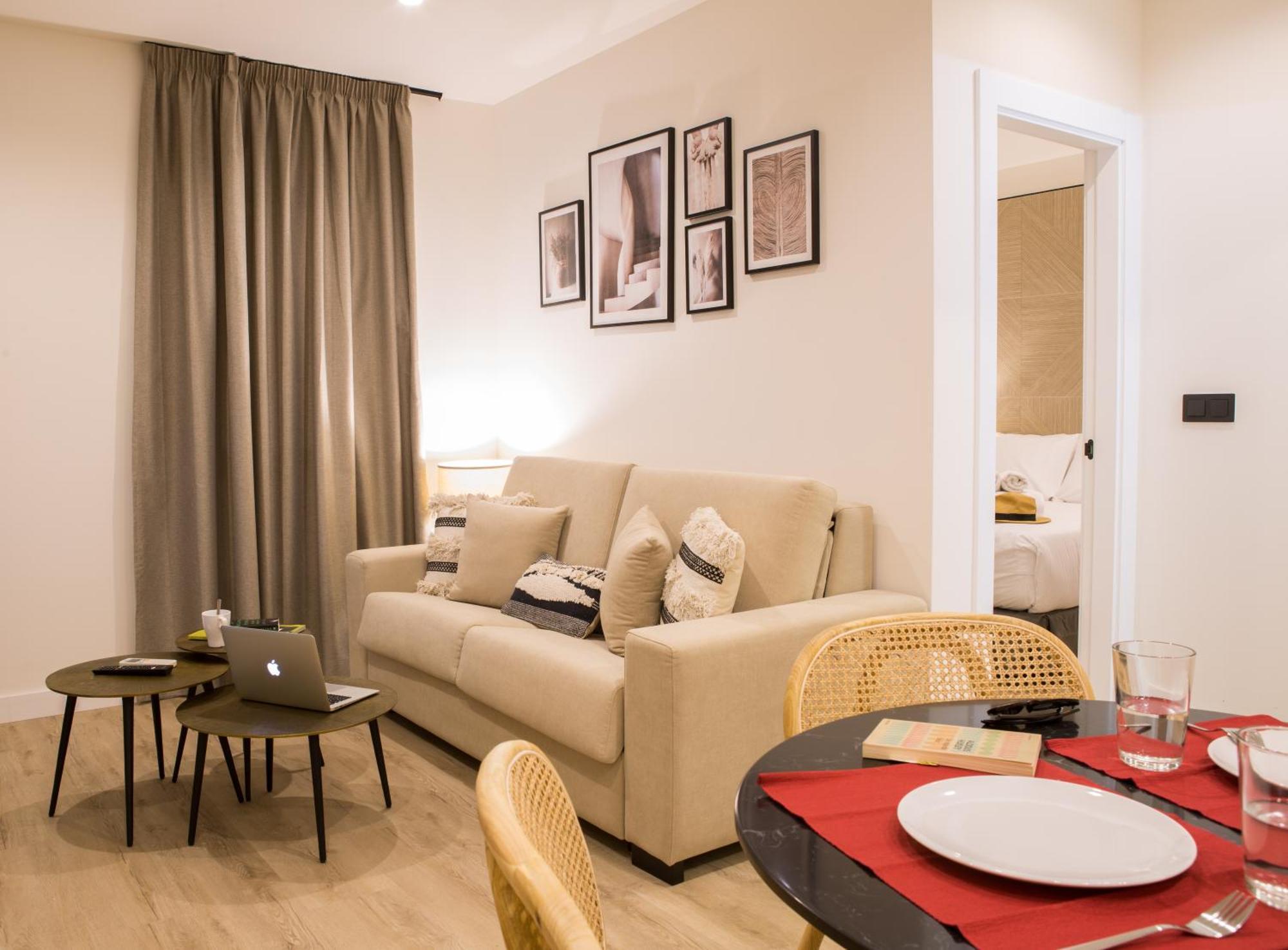 Oasis Backpackers' Apartment *