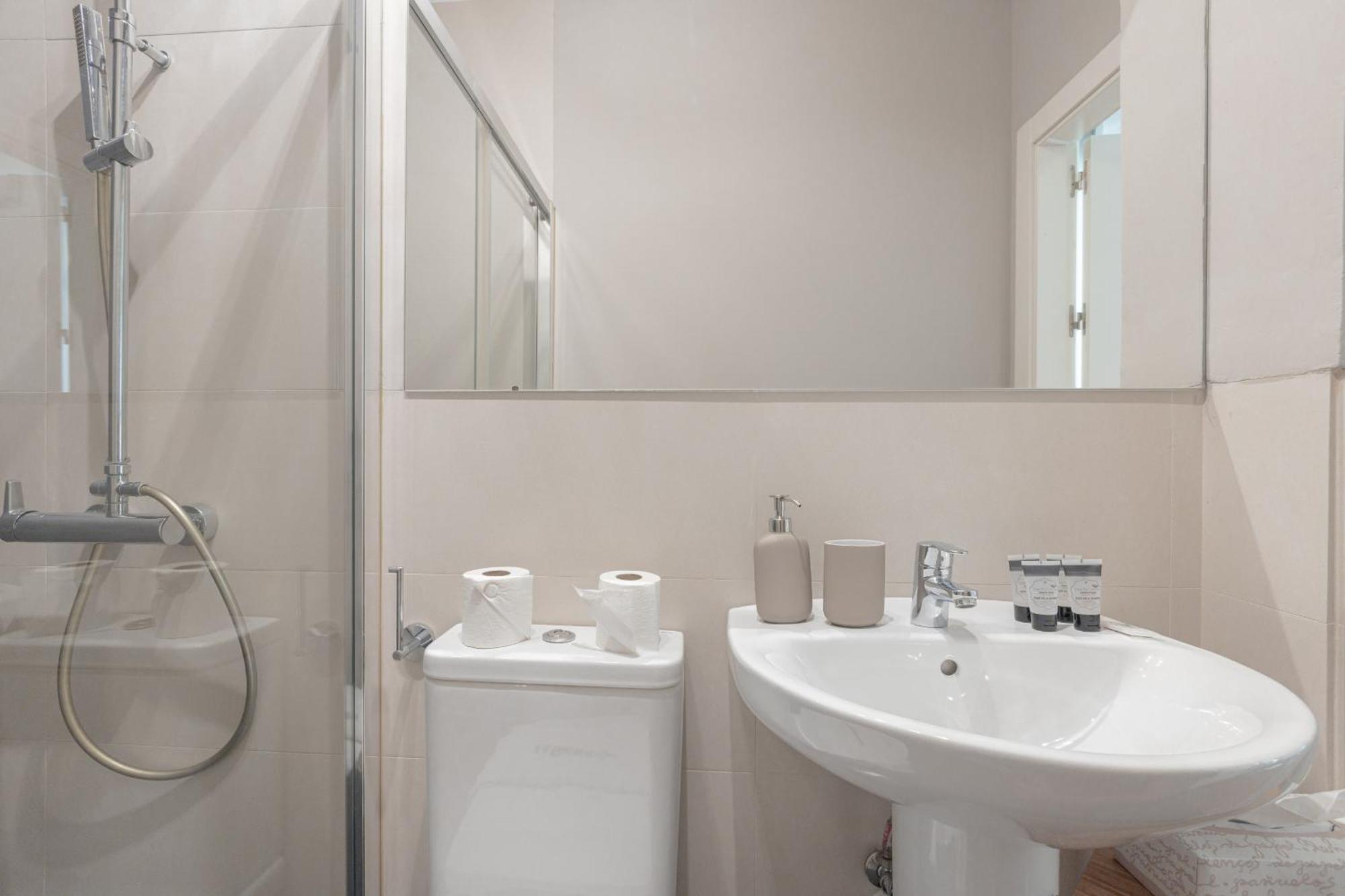 Appartement C30 Deluxe Studio With Terrace Into Cathedral Square *