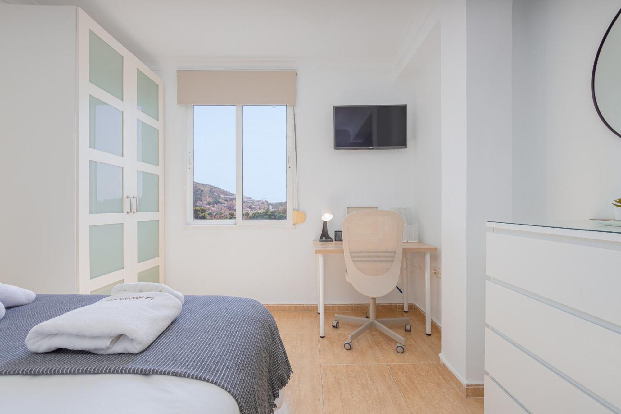 C27 Great 3 Bedroom Close To Center Malaga