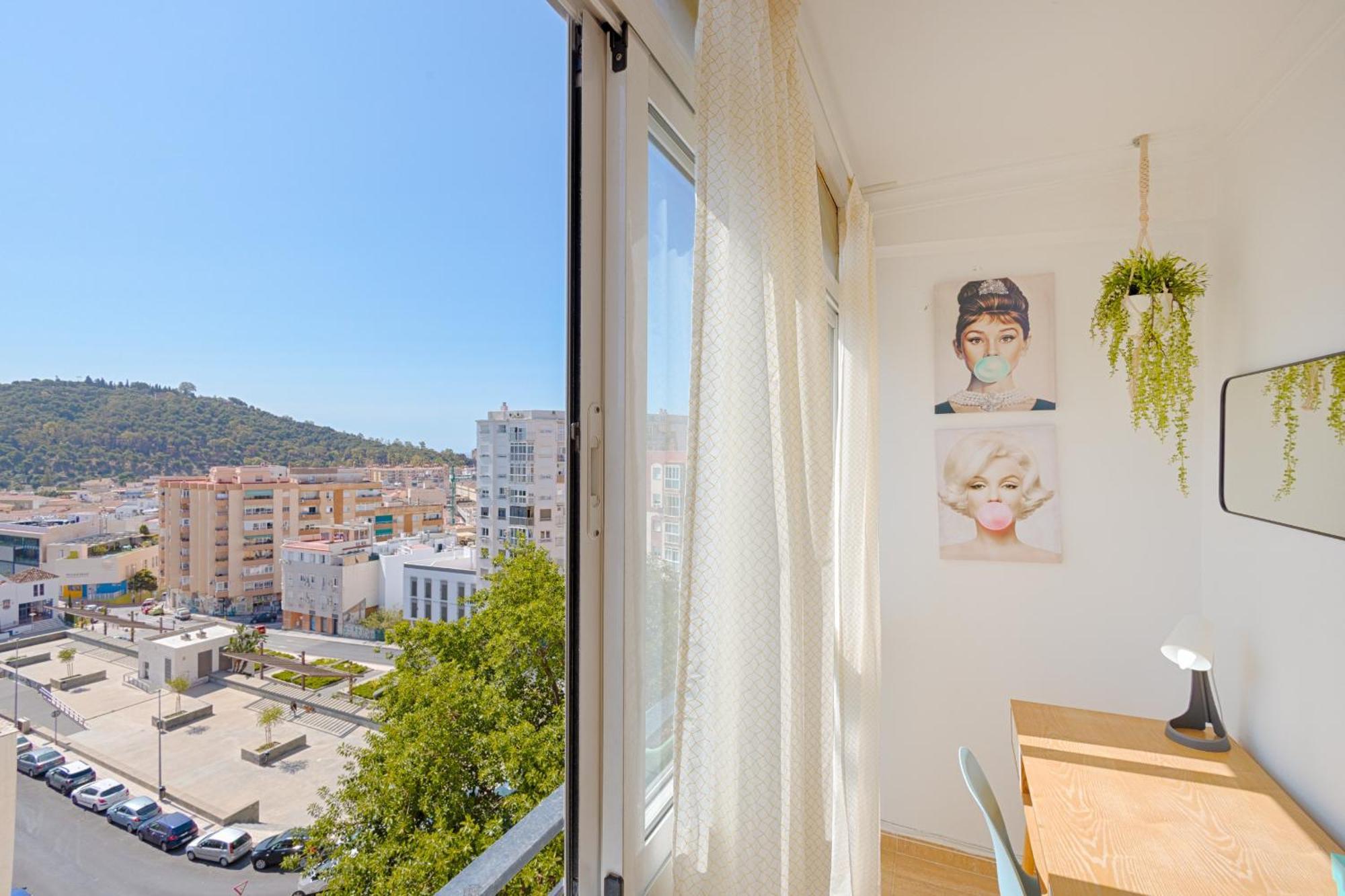 C27 Great 3 Bedroom Close To Center