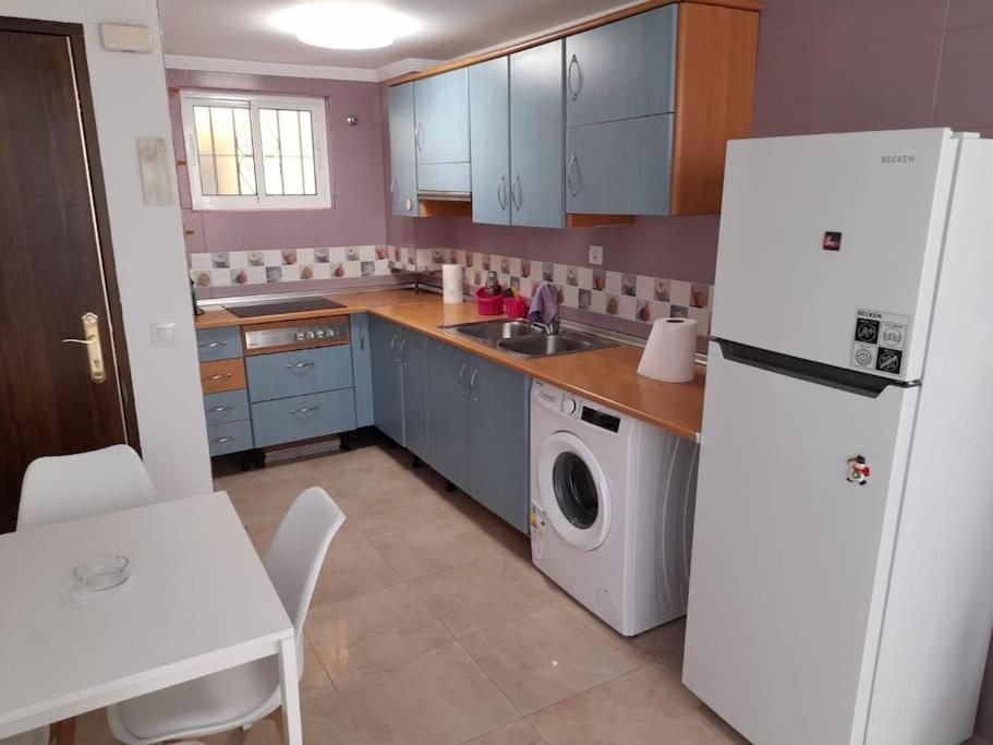 Garcia Noblejas - Apartamento En Malaga